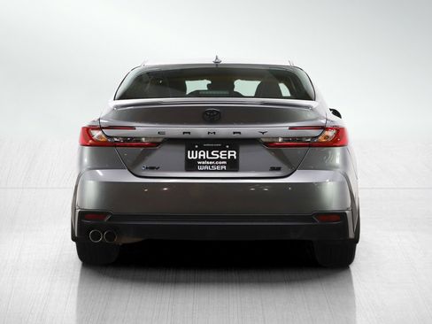 Used 2025 Toyota Camry SE w/ Multimedia Upgrade Package image 4