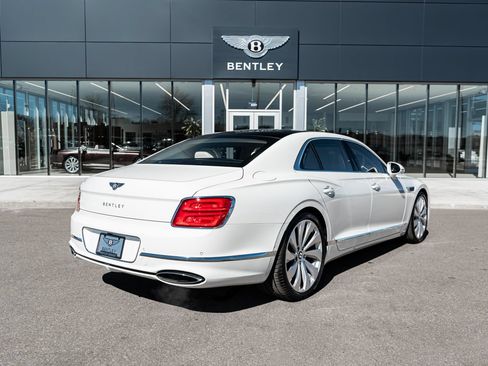 New 2026 Bentley Flying Spur Plug-In Hybrid AWD/4WD image 3