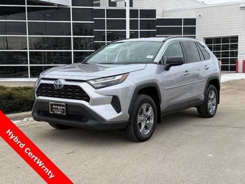 Used 2024 Toyota RAV4 LE image 7