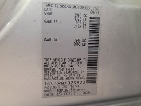 Used 2024 Nissan Altima 2.5 SV image 33