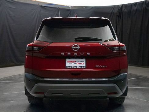 Used 2023 Nissan Rogue SV w/ SV Premium B Package image 11