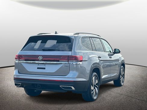 Used 2025 Volkswagen Atlas SE image 5