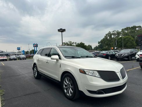 Used 2014 Lincoln MKT AWD w/ Equipment Group 201A image 3