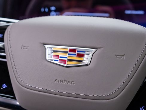 New 2026 Cadillac Escalade Platinum Sport w/ LPO, ONYX Package image 37