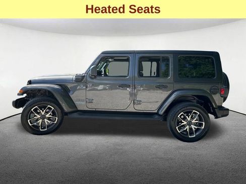 Used 2024 Jeep Wrangler Unlimited w/ Convenience Group AWD/4WD image 6