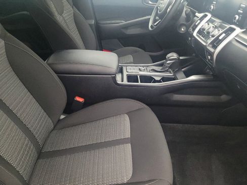 Used 2022 Kia Sorento LX image 21