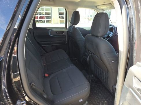 Used 2023 Ford Bronco Sport Badlands image 12