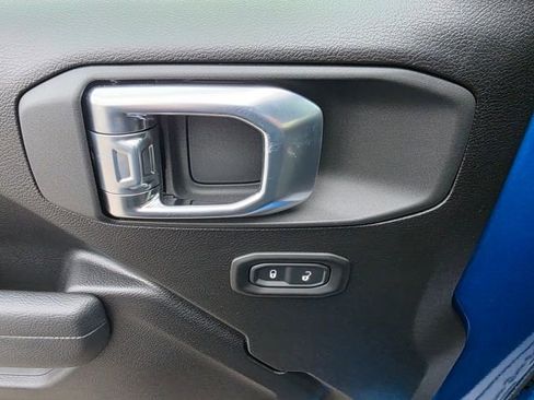 New 2026 Jeep Gladiator Sport image 11