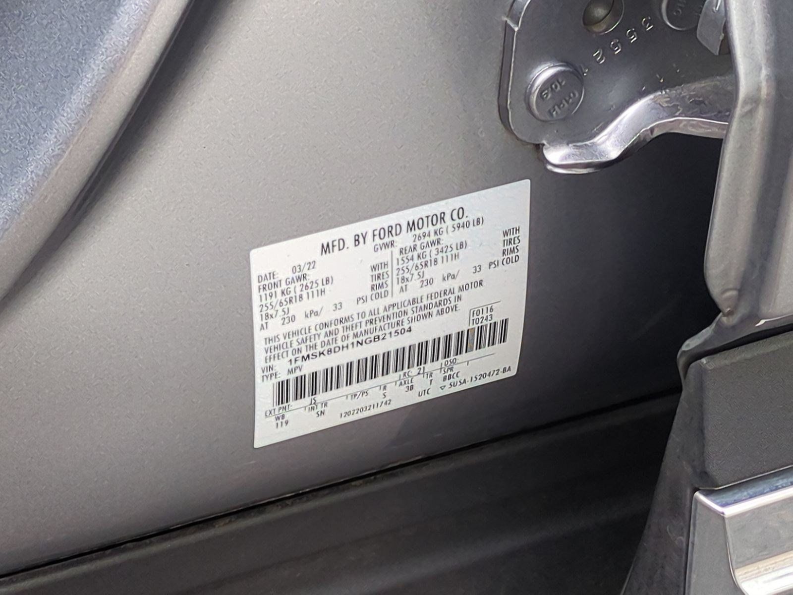 Used 2022 Ford Explorer XLT w/ Equipment Group 202A AWD/4WD image 37