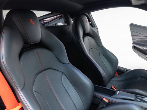 Certified 2020 Ferrari F8 Tributo image 26