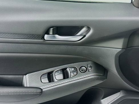 New 2025 Nissan Altima 2.5 SV image 20