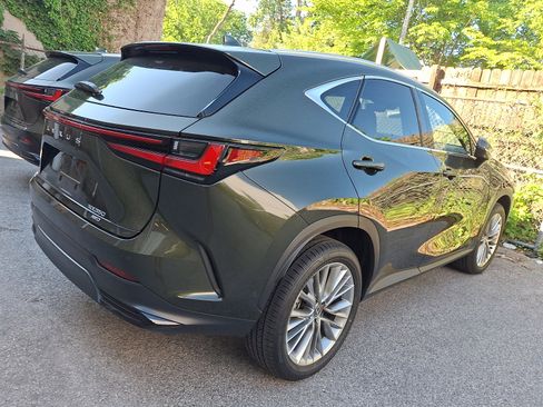Used 2025 Lexus NX 350 AWD w/ Luxury Package image 3
