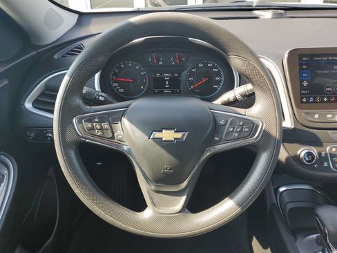 Used 2024 Chevrolet Malibu LT FWD image 16