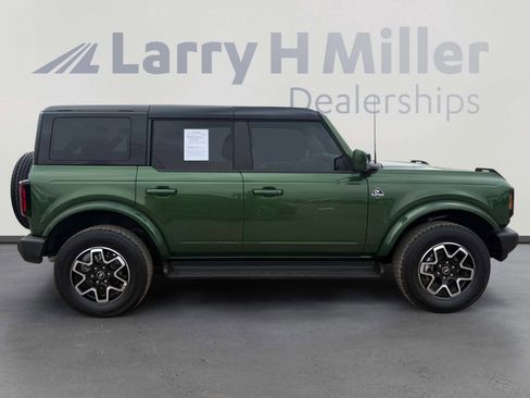 Used 2025 Ford Bronco Outer Banks image 6