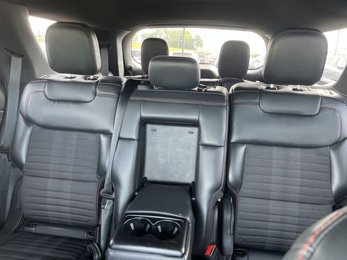 Used 2025 Ford Explorer ST-Line w/ ST-Line Street Pack AWD/4WD image 21
