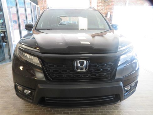 Used 2019 Honda Passport Touring image 2