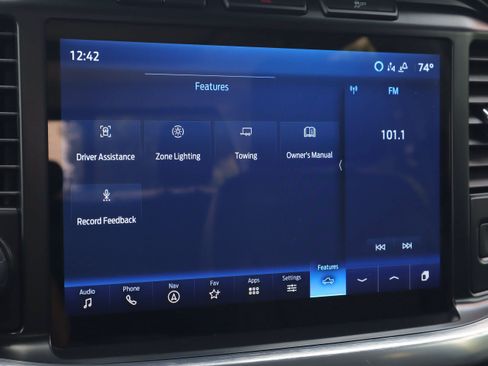 Used 2021 Ford F150 Lariat w/ Equipment Group 502A High AWD/4WD image 17