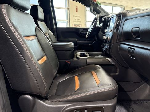Used 2022 GMC Sierra 1500 AT4 w/ AT4 Premium Package AWD/4WD image 25