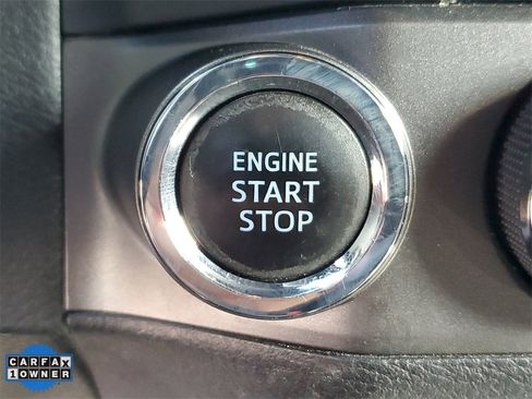 Used 2017 Toyota Tacoma 4x4 Double Cab image 28