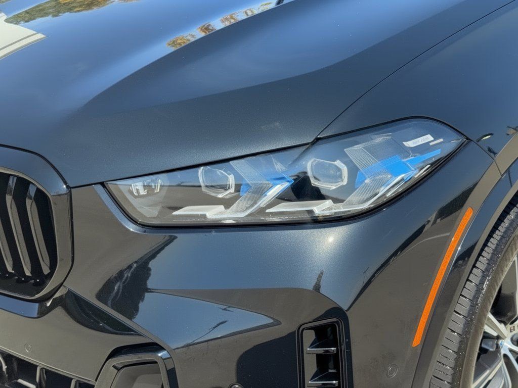 Certified 2025 BMW X5 sDrive40i w/ M Sport Package RWD image 12