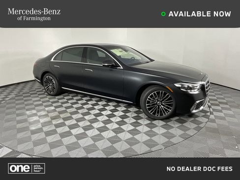 Used 2024 Mercedes-Benz S 580 4MATIC Sedan image 1