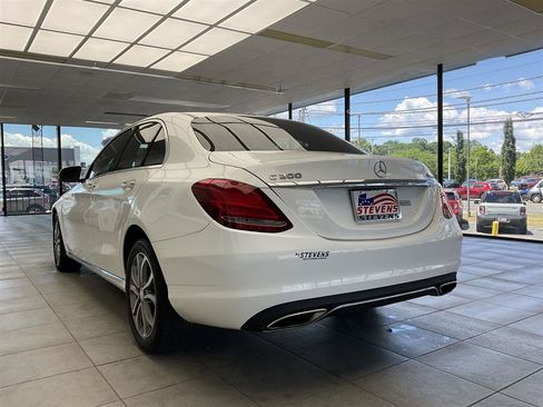 Used 2017 Mercedes-Benz C 300 4MATIC Sedan image 7