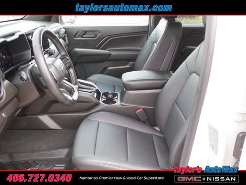 Used 2026 Chevrolet Colorado Trail Boss AWD/4WD image 4