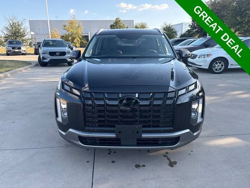 Used 2023 Hyundai Palisade Limited FWD image 2