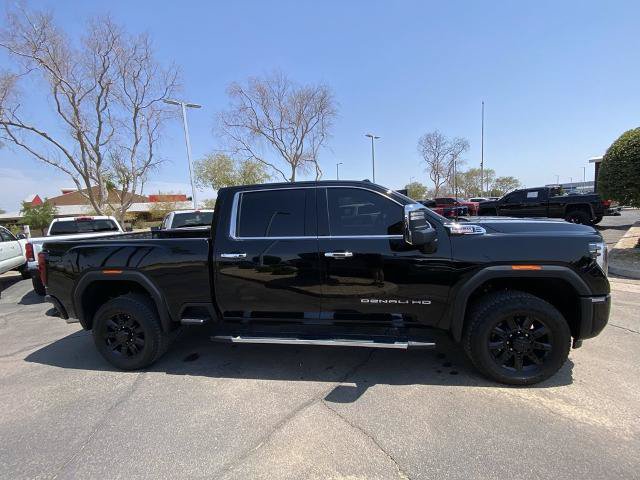 Used 2026 GMC Sierra 2500 Denali w/ Max Trailering Package AWD/4WD image 2