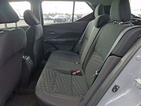 Certified 2024 Nissan Kicks SV image 10