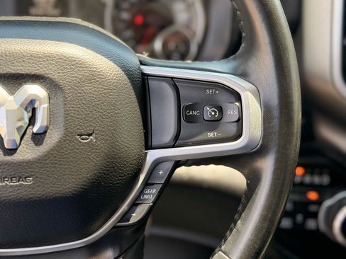 Used 2019 RAM 1500 Big Horn AWD/4WD image 24