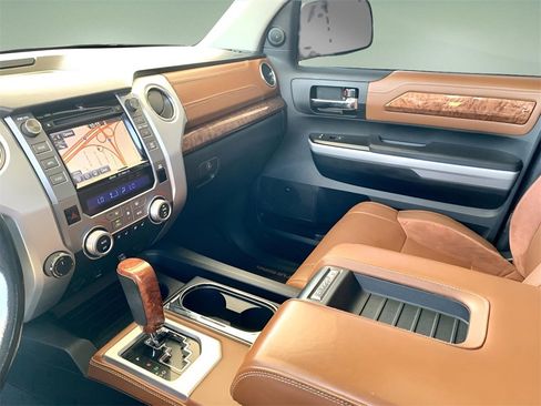 Used 2019 Toyota Tundra Platinum image 37