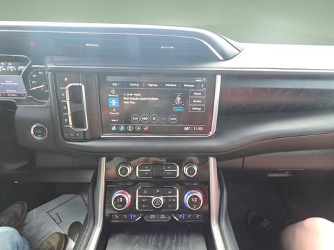 Used 2021 GMC Yukon XL Denali w/ Denali Ultimate Package RWD image 12