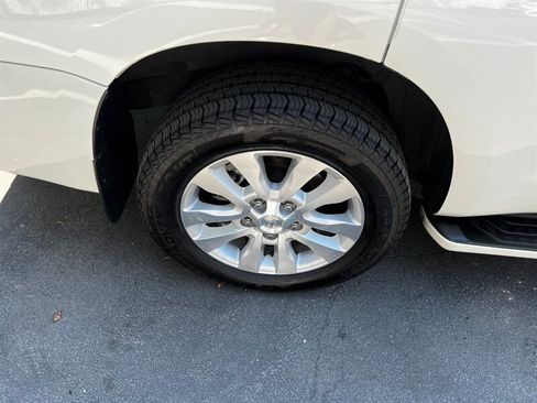 Used 2019 Toyota Sequoia Platinum w/ Carpet Mat Package (TMS) AWD/4WD image 14