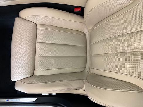 Used 2022 BMW X6 M50i w/ Executive Package image 25