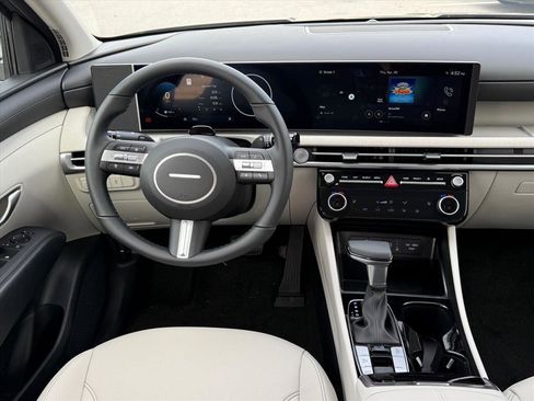 New 2026 Hyundai Tucson SEL FWD image 11