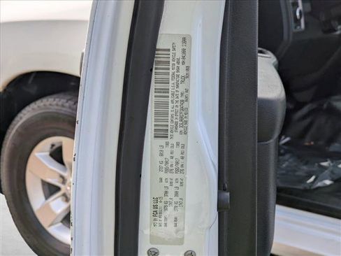 Used 2015 RAM 1500 HFE RWD image 19