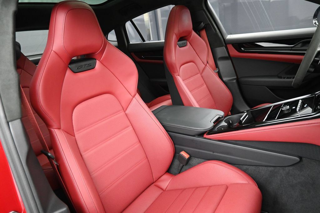 Used 2026 Porsche Panamera GTS AWD/4WD image 31