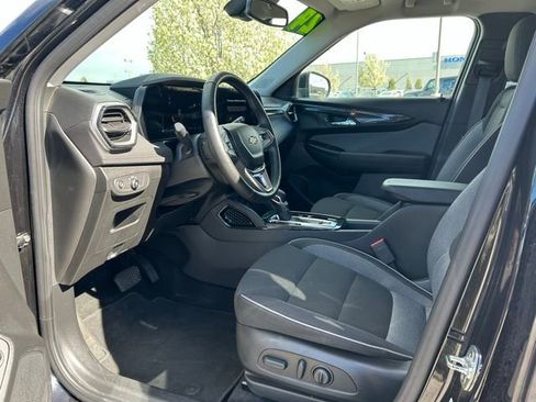 Used 2024 Chevrolet TrailBlazer LT w/ Convenience Package AWD/4WD image 21