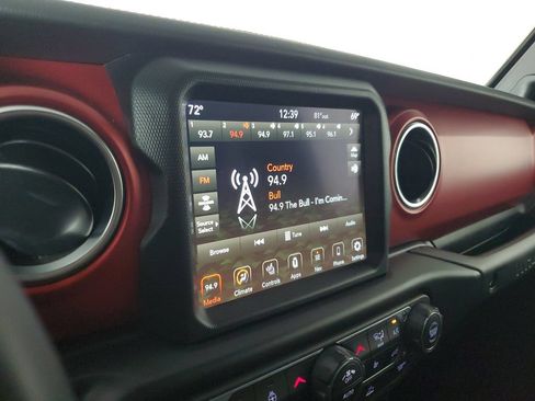 Used 2022 Jeep Wrangler Rubicon w/ LED Lighting Group AWD/4WD image 22