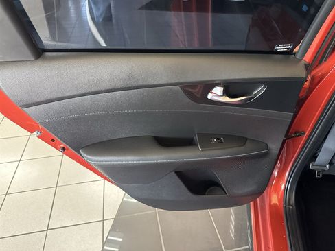 Used 2023 Kia Forte GT-Line w/ GT-Line Premium Package FWD image 23