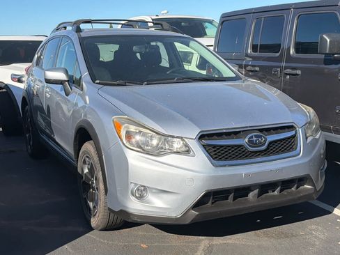 Used 2015 Subaru Crosstrek 2.0i Premium w/ Moonroof Package AWD/4WD image 3