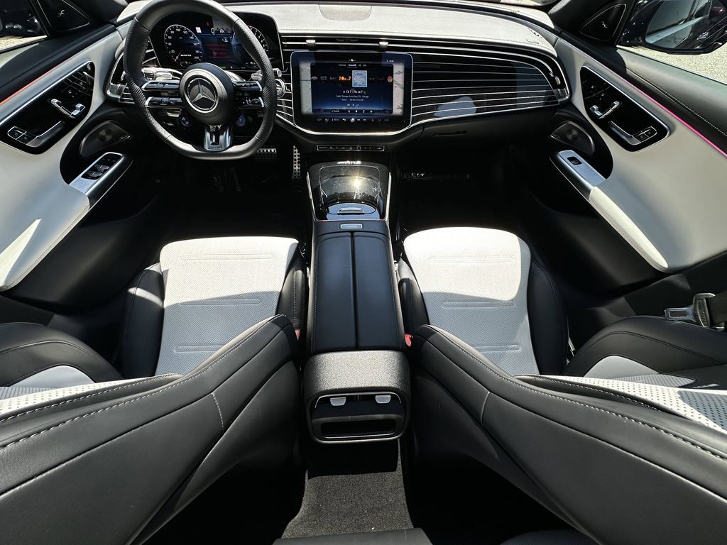 Certified 2025 Mercedes-Benz E 53 AMG e 4MATIC Sedan image 27