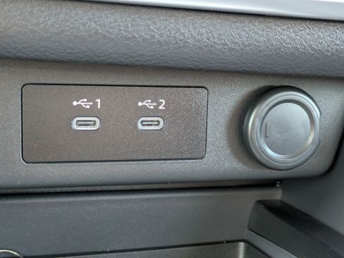Used 2025 Nissan Rogue S FWD image 28