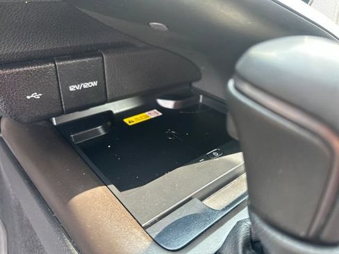 Used 2022 Toyota Camry XSE FWD image 15