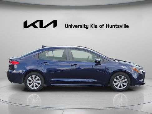 Used 2022 Toyota Corolla LE FWD image 8