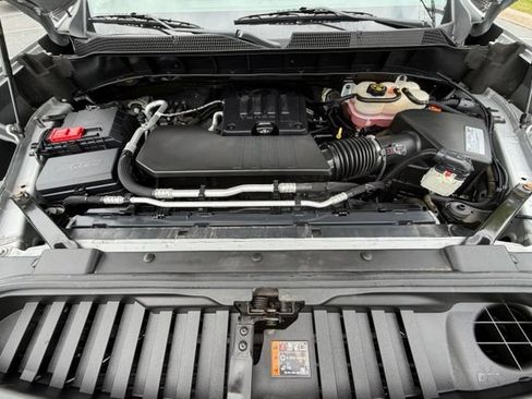 Used 2021 Chevrolet Silverado 1500 Custom w/ Rally Edition AWD/4WD image 17