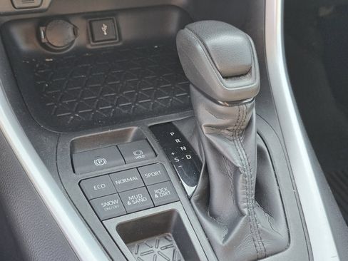 Used 2023 Toyota RAV4 XLE w/ XLE Grade Weather Package image 24