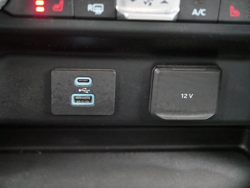 Used 2021 Ford F150 XLT w/ Equipment Group 302A High image 40