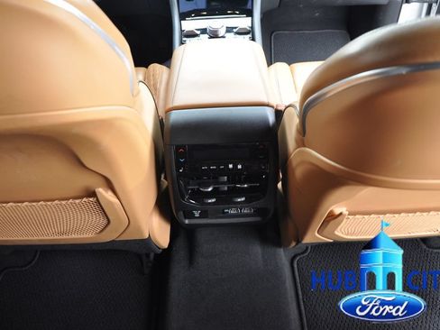 Used 2023 Jeep Grand Cherokee L Summit w/ Advanced Protech Group IV AWD/4WD image 21
